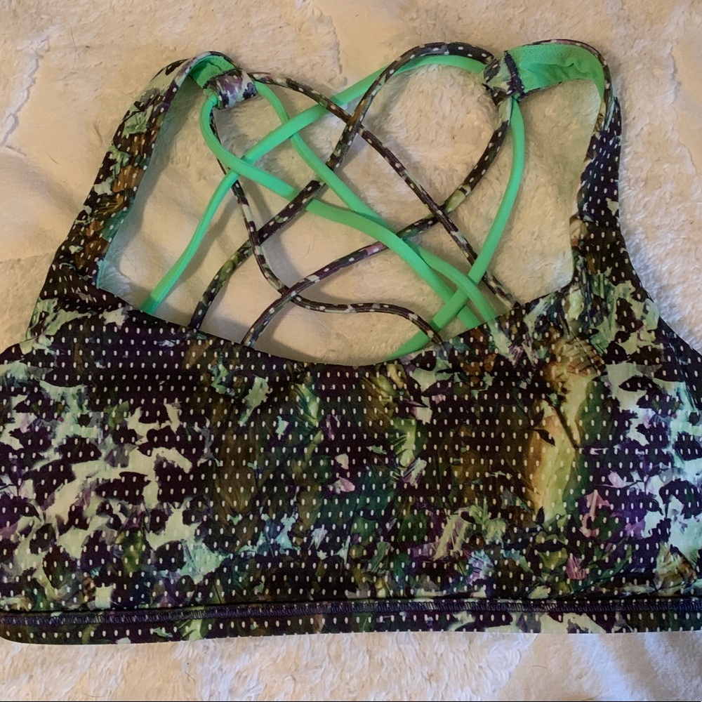 Lululemon bra